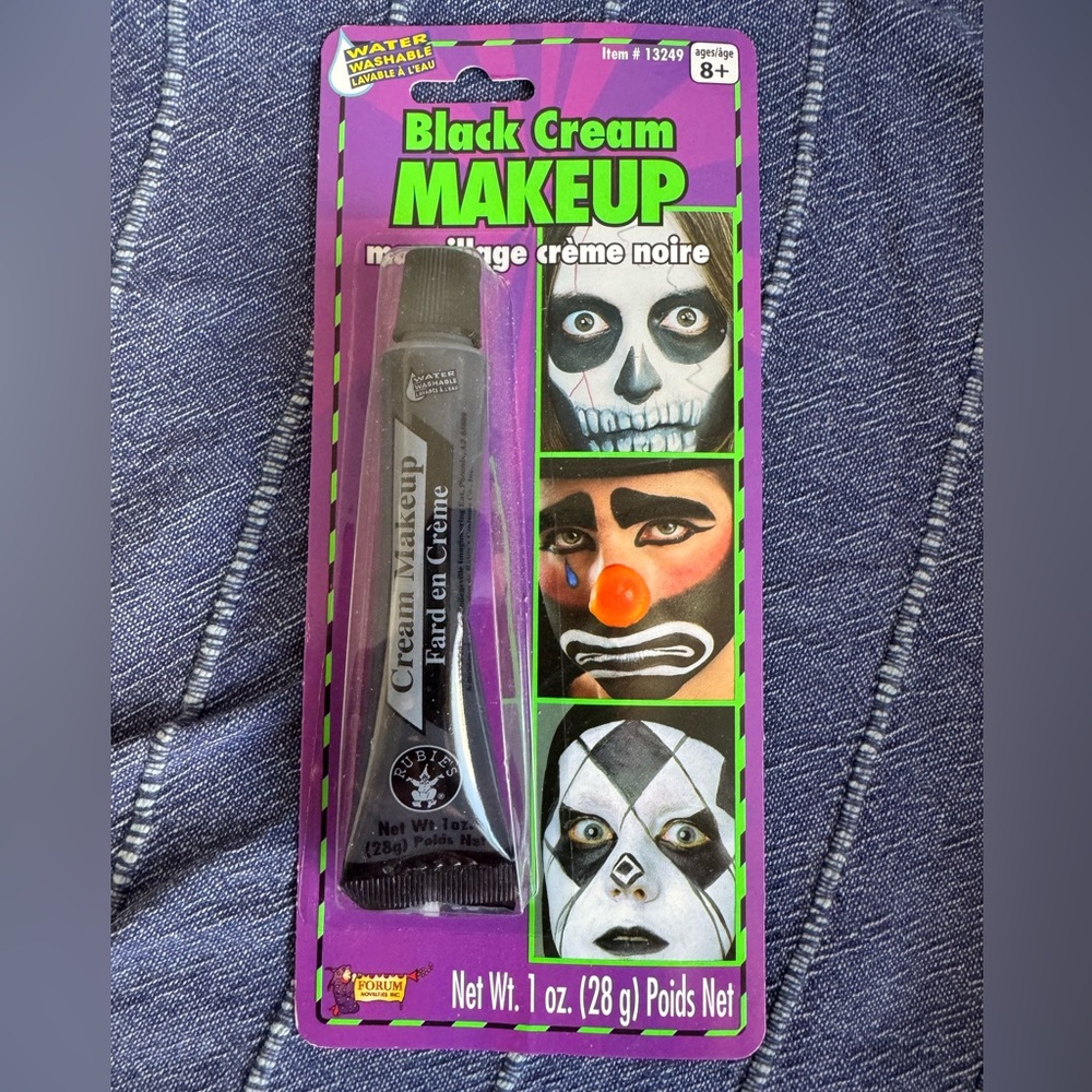 NWT - Halloween Makeup